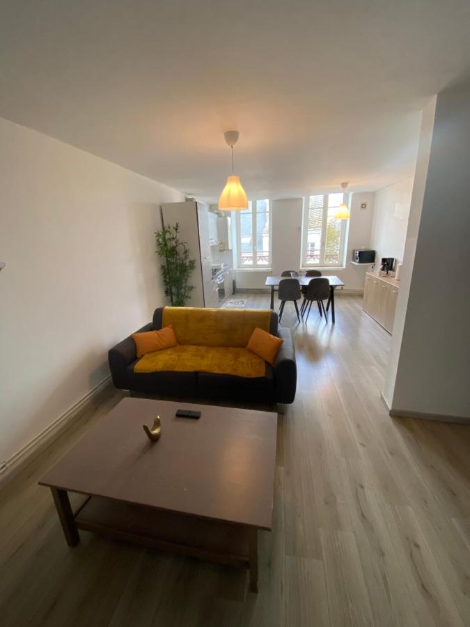 Joli Appartement Avec Parking Gratuit Sur Place 지베 외부 사진