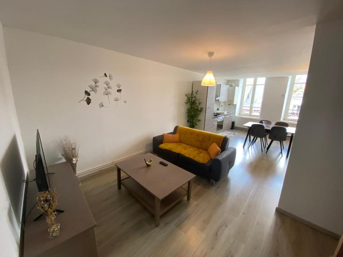 Joli Appartement Avec Parking Gratuit Sur Place 지베 외부 사진