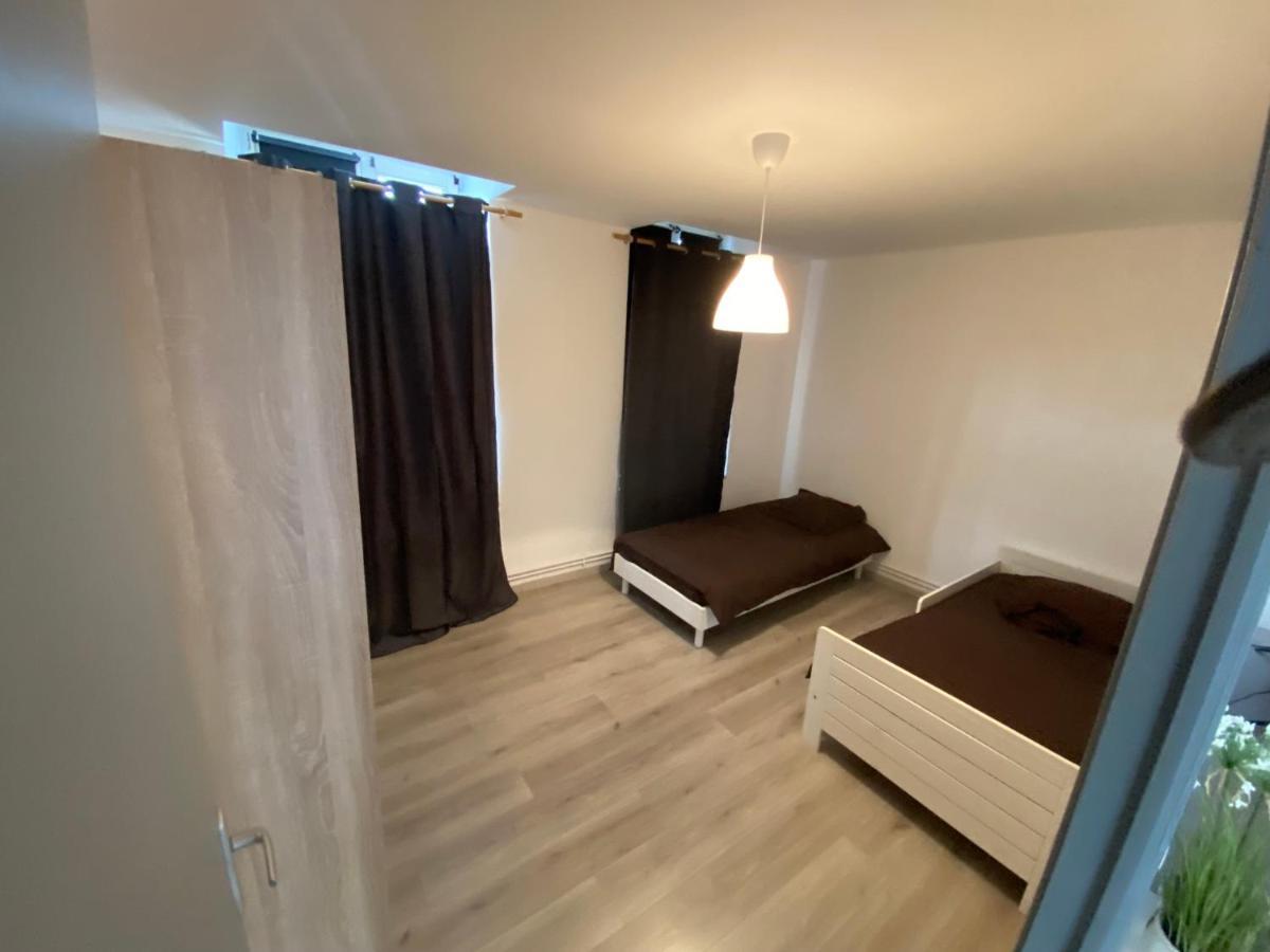Joli Appartement Avec Parking Gratuit Sur Place 지베 외부 사진